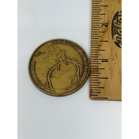 Vintage North American Hunting Club Elk Brass Medallion Coin 1.5" Collectible - Picture 5 of 5